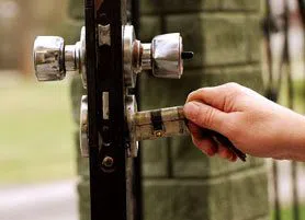 Golden Locksmith Services Dravosburg, PA 412-219-4707 Golden Locksmith Services Dravosburg, PA 412-219-4707 - 13-Re-Key-Locks